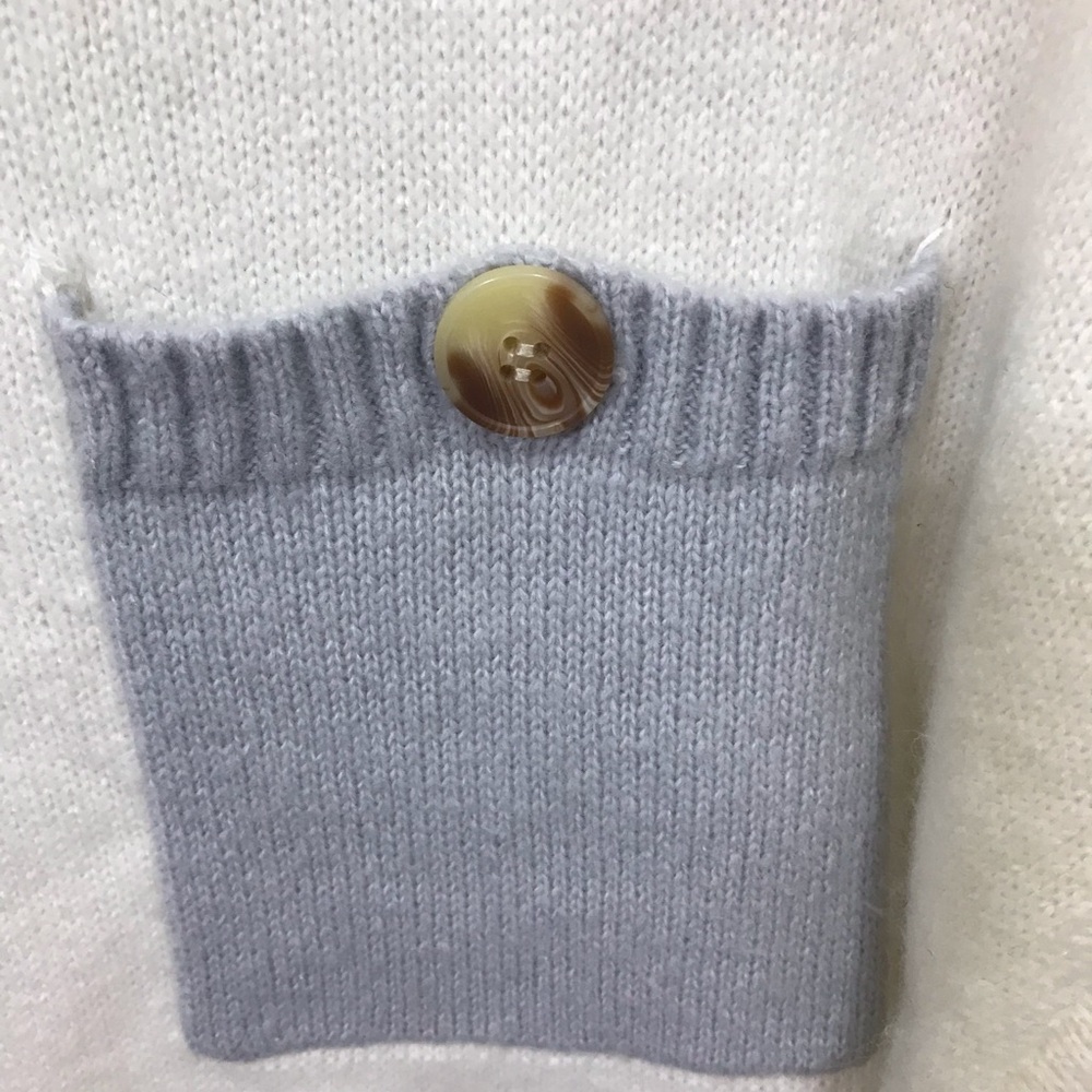 Women's Cream Turtleneck Sweater with Light Gray Pocket & Cuffs - Picture 3 of 4